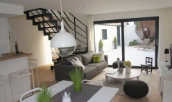 une pièce à vivre agréable dans cette location meublée située au coeur de villeneuve d’ascq, proche de Lille